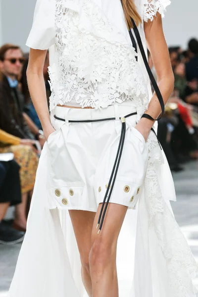 Look 6